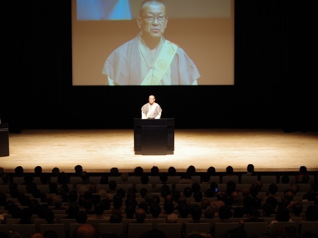 福岡御導師講演会映像をユーチューブにアップしました。